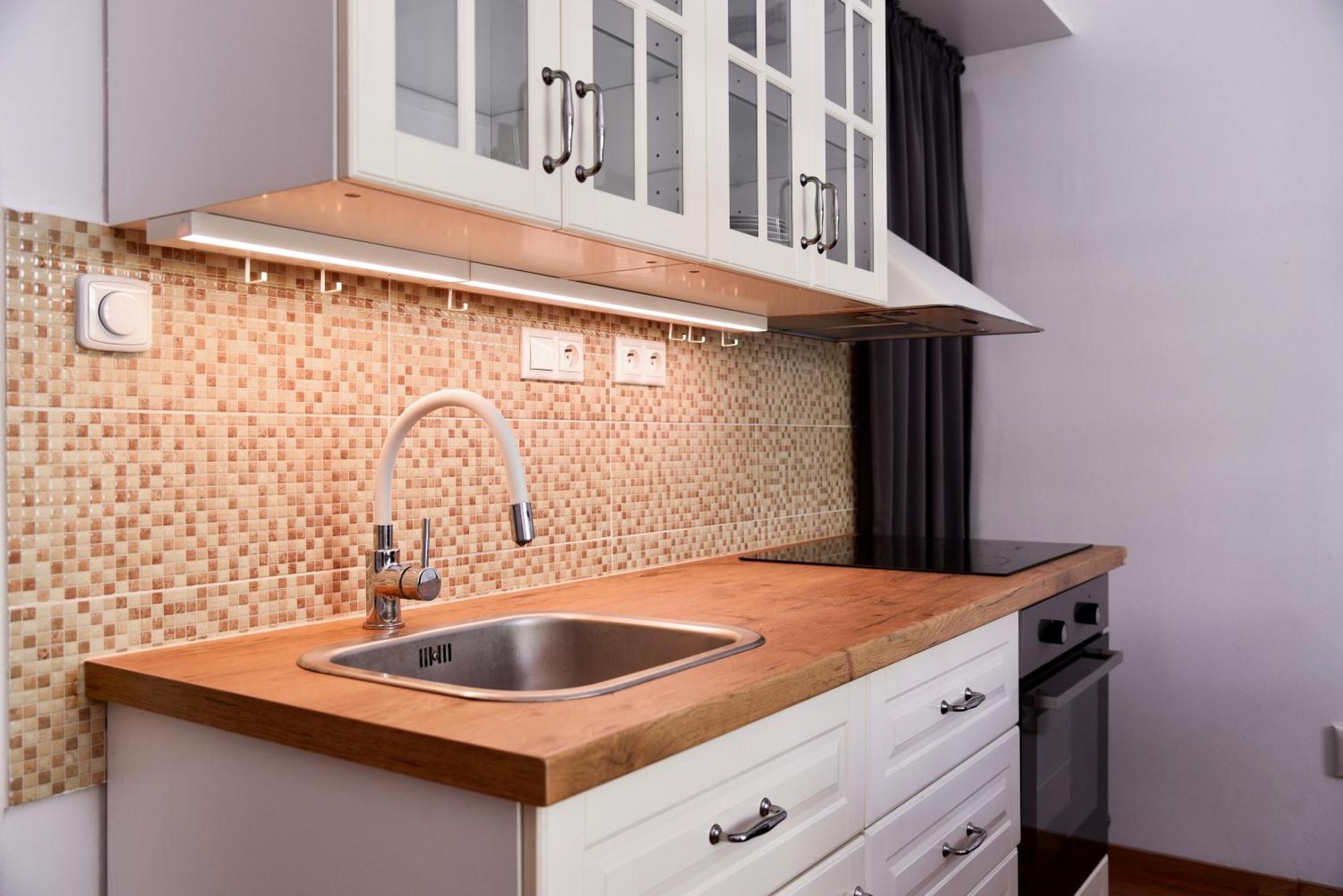Central Urban Studio - Style Meets Comfort Братислава Екстер'єр фото